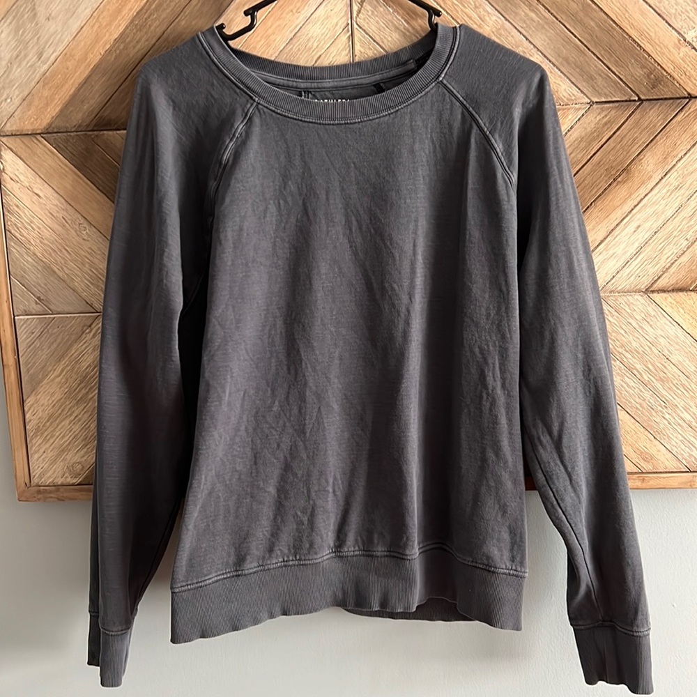 Athleta top